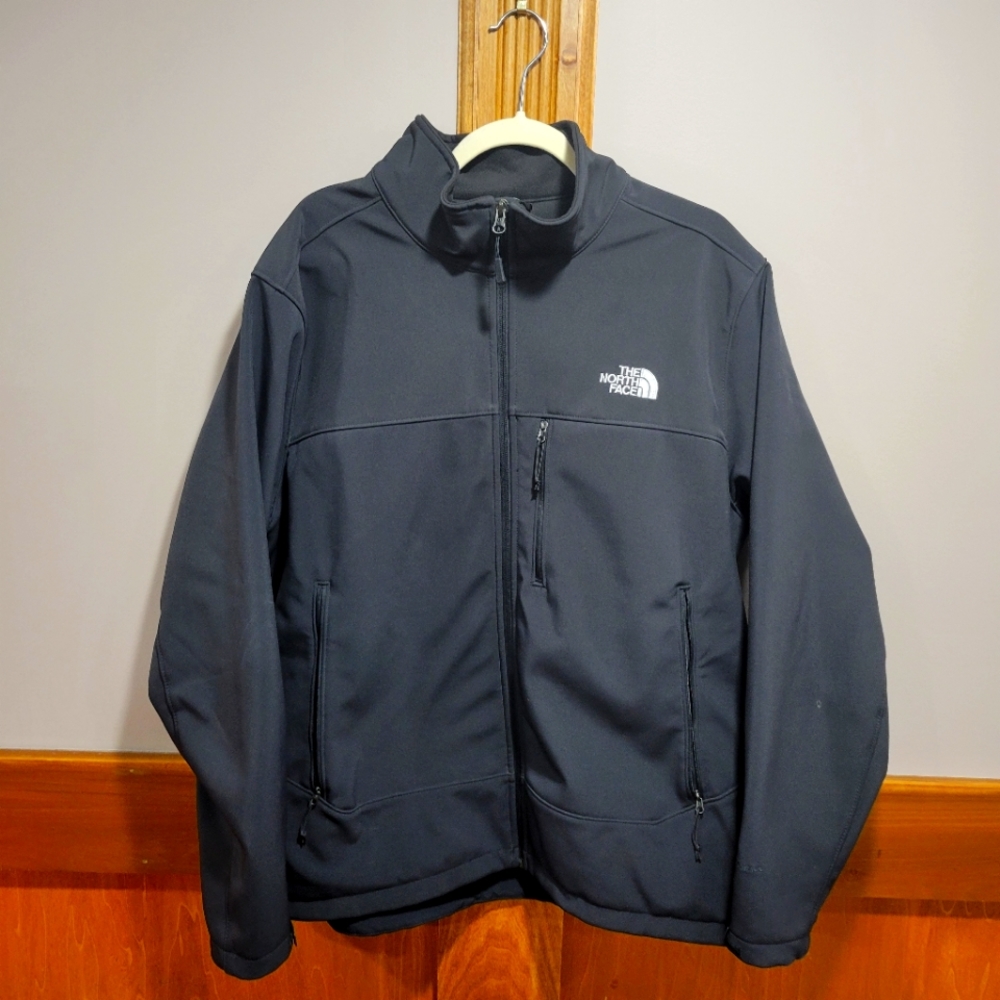 Men' Apex Northface Jacket- Size XL